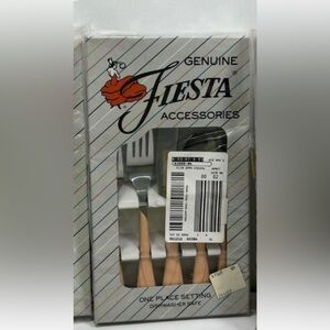 Apricot Fiestaware 5 piece set